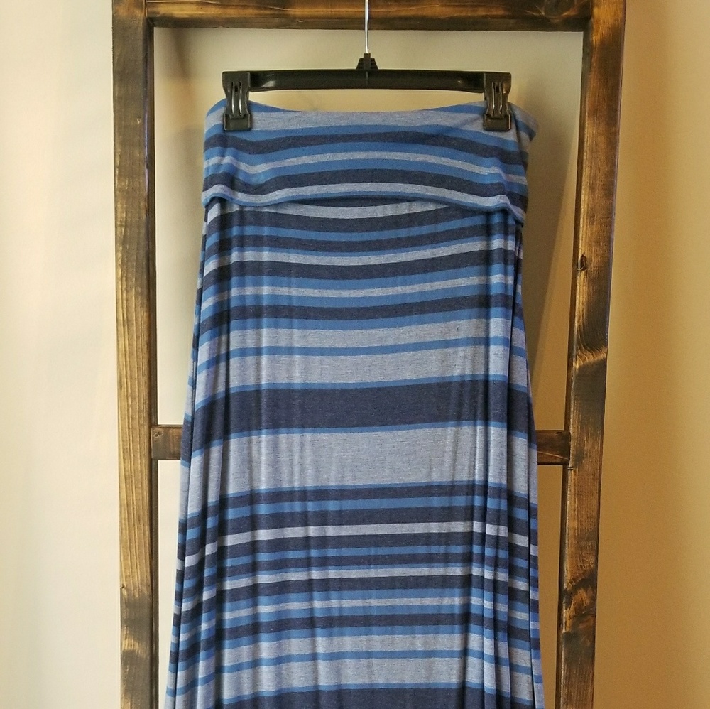 Women's Max Studio maxi skirt